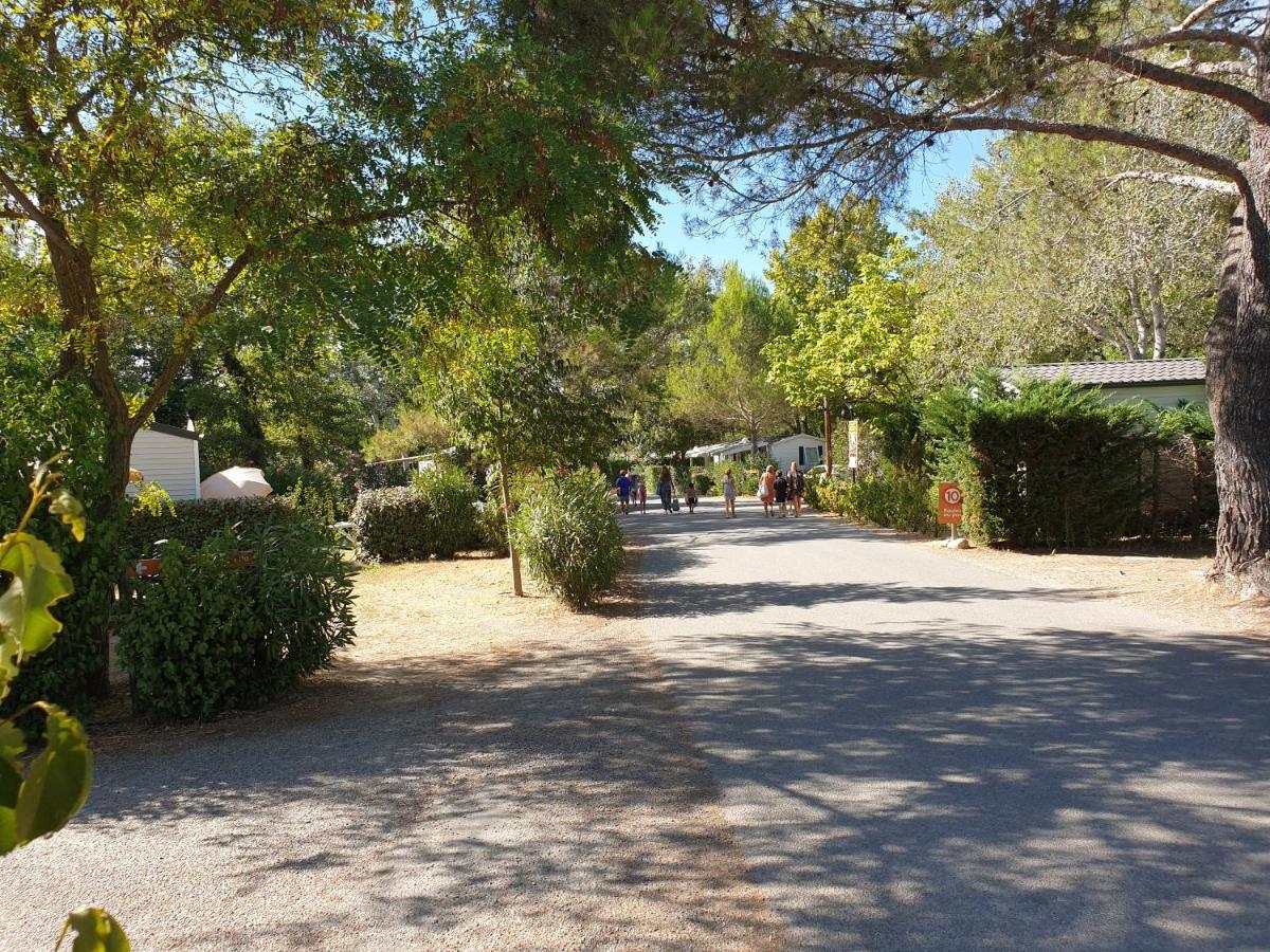 Mobile Home Tout Confort Alexandre La Roque-d'Antheron Exterior foto